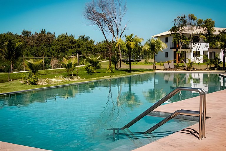 Paraiso na Praia do Forte Village.