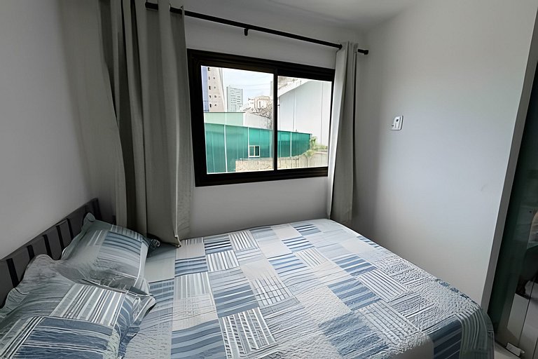 Apt equipado com estacionamento