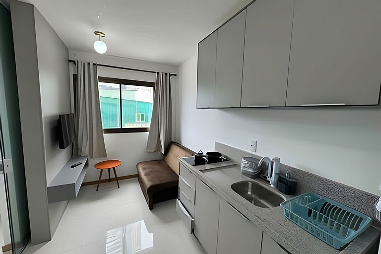 Apt equipado com estacionamento