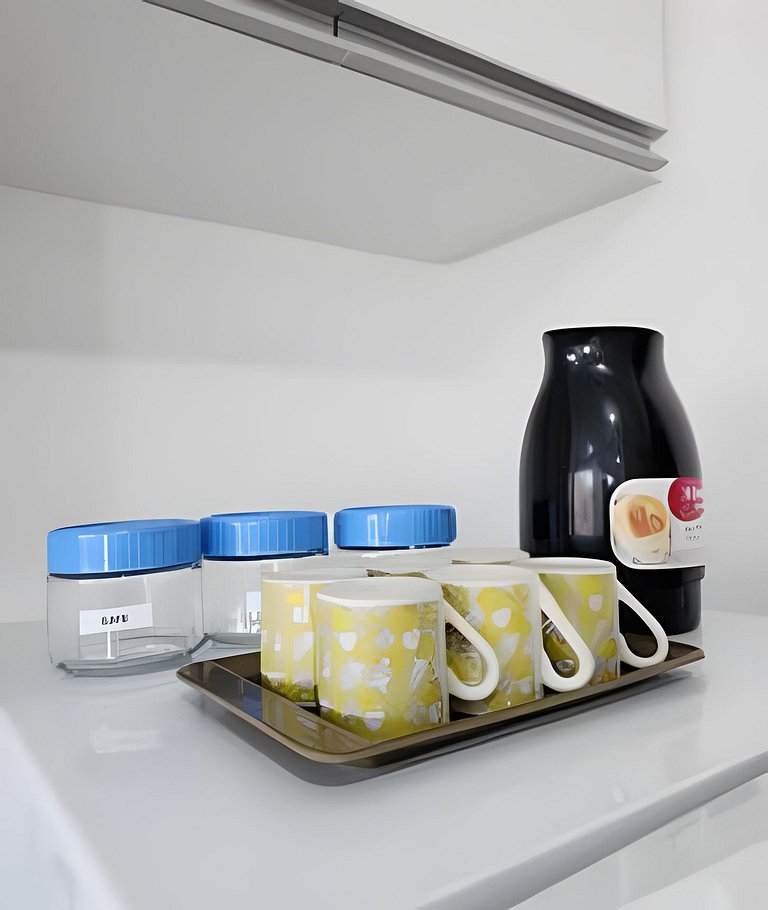 H.E 704 · Comodidade no Caminho Das Árvores