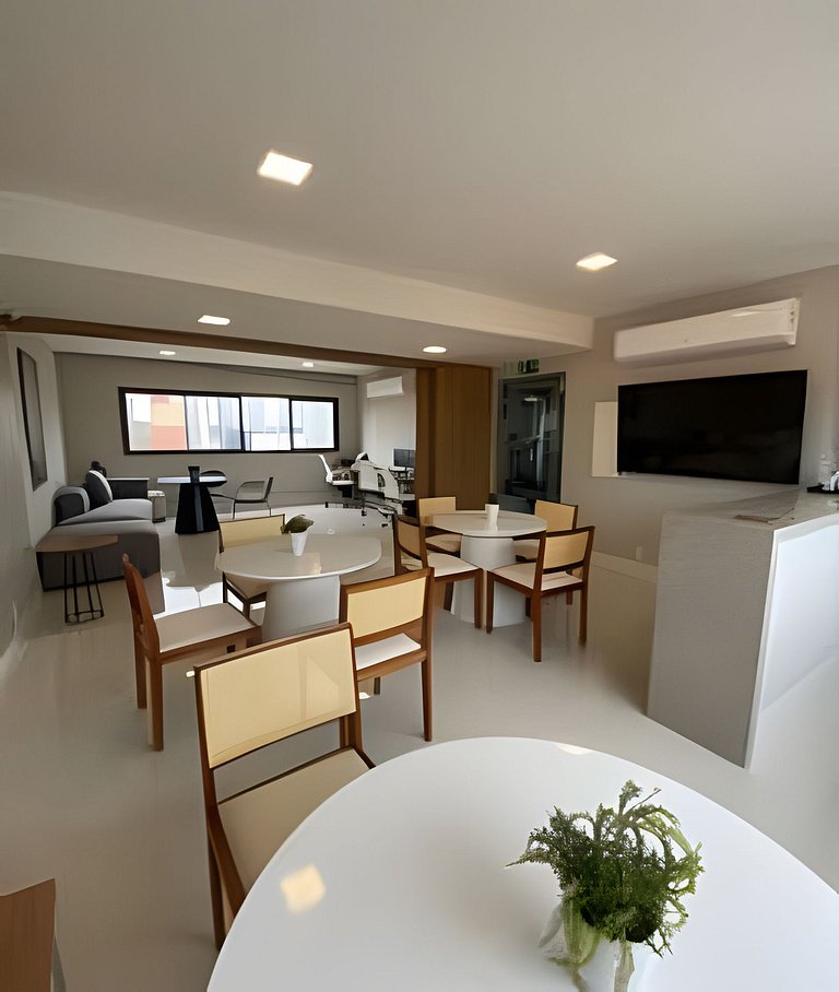 H.E 704 · Comodidade no Caminho Das Árvores